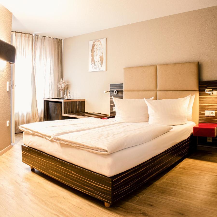 היילברון Arkade Hotel Am Theater מראה חיצוני תמונה