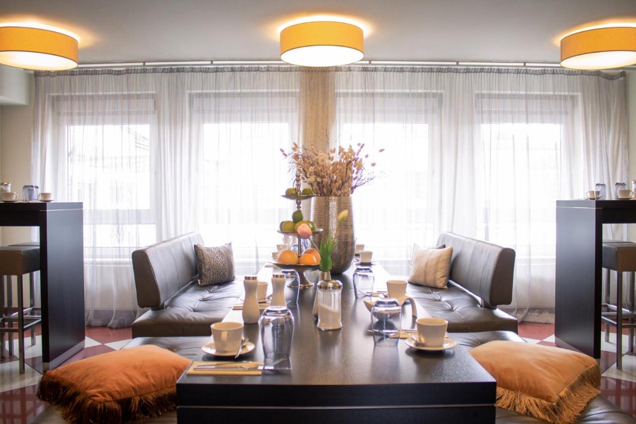 היילברון Arkade Hotel Am Theater מראה חיצוני תמונה