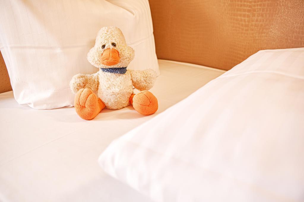 היילברון Arkade Hotel Am Theater חדר תמונה