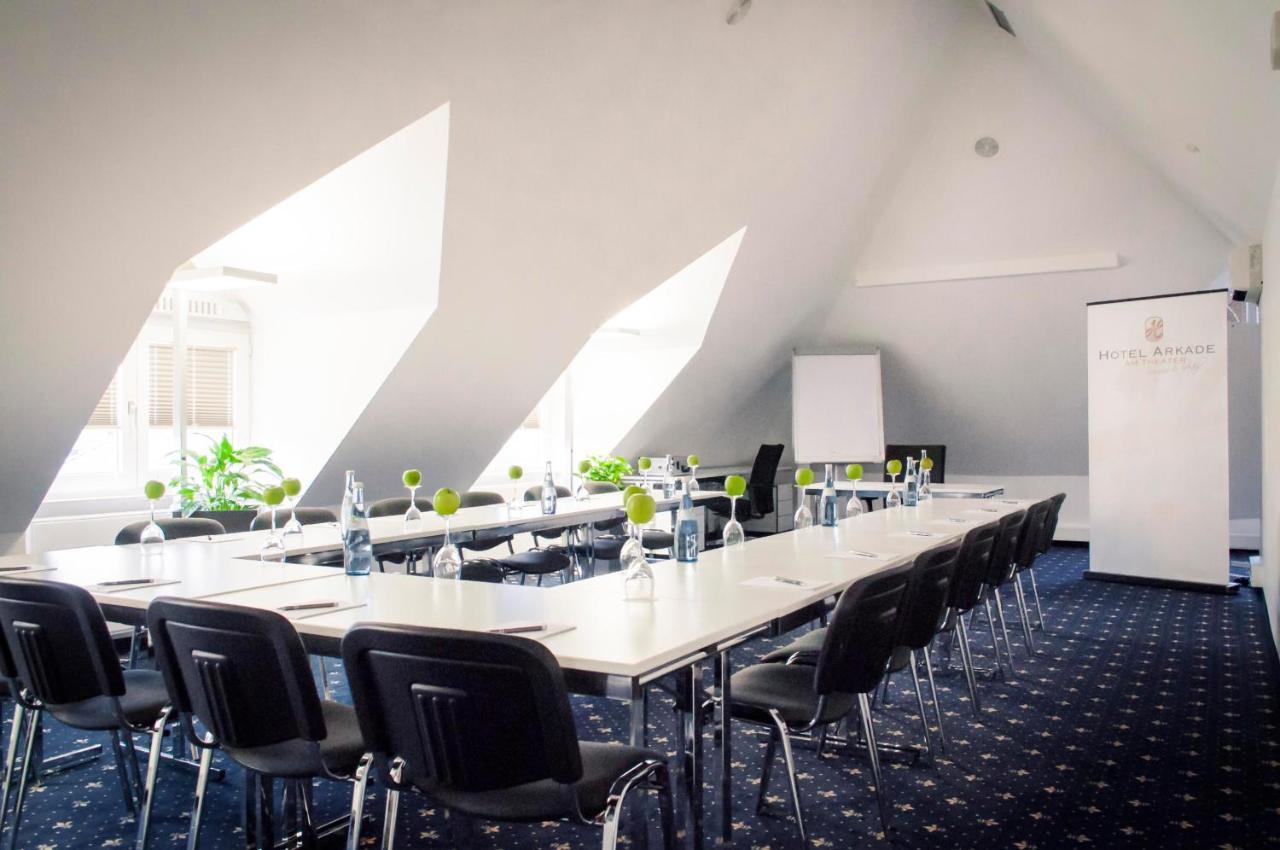 היילברון Arkade Hotel Am Theater מראה חיצוני תמונה